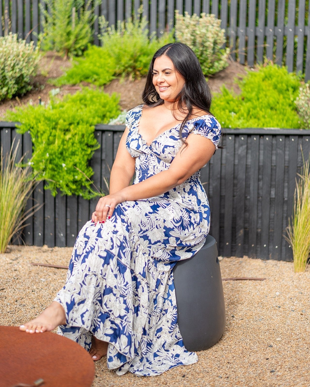 Elegant Margarita Dress with adjustable puffed sleeves for a romantic look